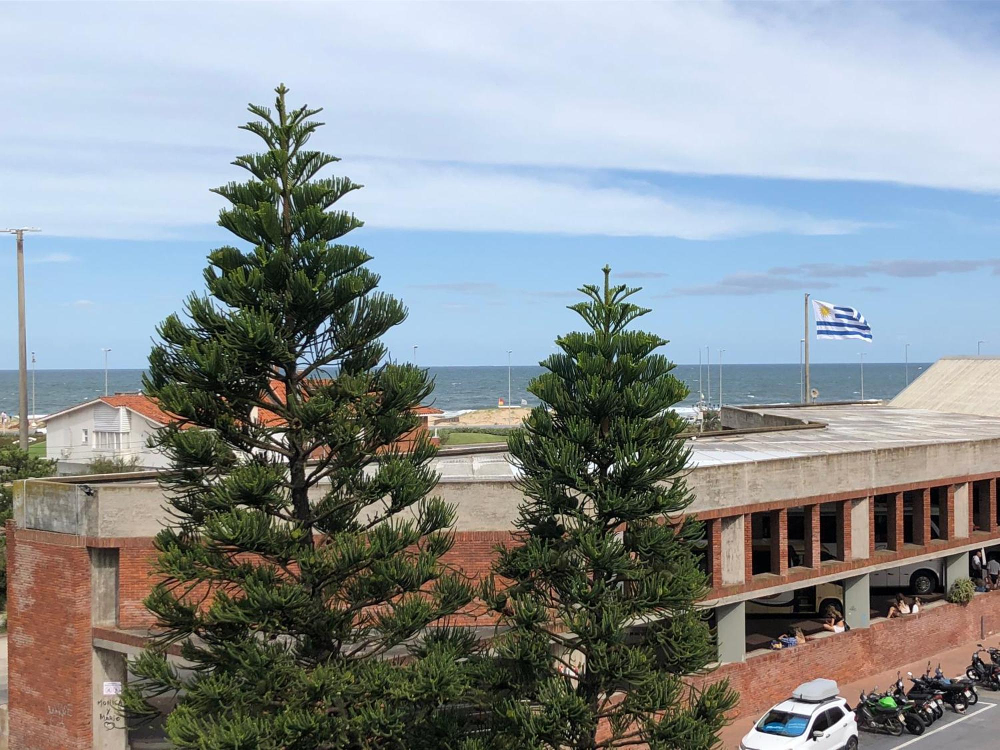 Hotel Gaudí Punta del Este Exterior foto